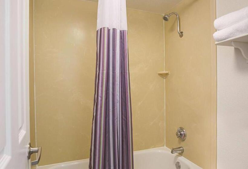 Suite Executiva, Wingate By Wyndham Galveston East Beach