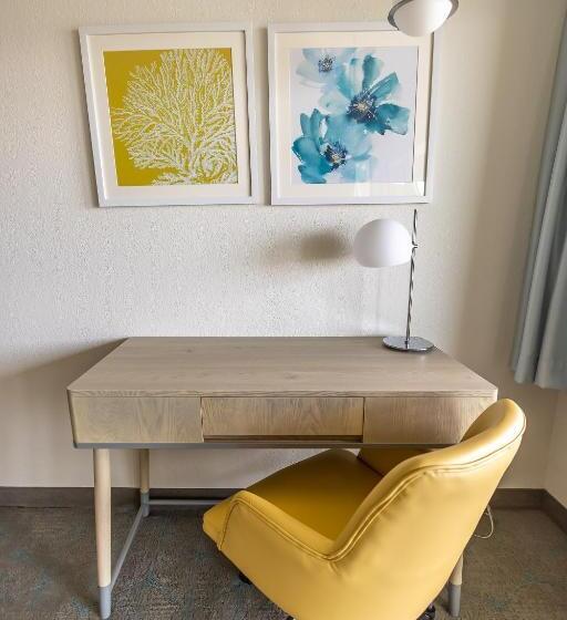 Номер Deluxe Кровать Кинг, Jot's Resort