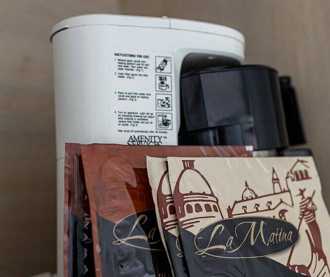 Номер Стандарт, Jot's Resort