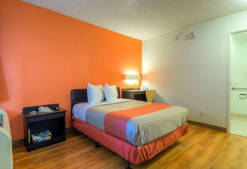 Номер Стандарт 2 Двуспальные Кровати, Motel 6 Las Vegas, Nv   Tropicana