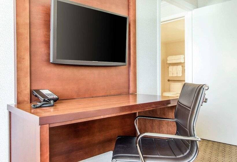 Suite Adaptada per a persones amb mobilitat reduïda, Comfort Inn By The Bay