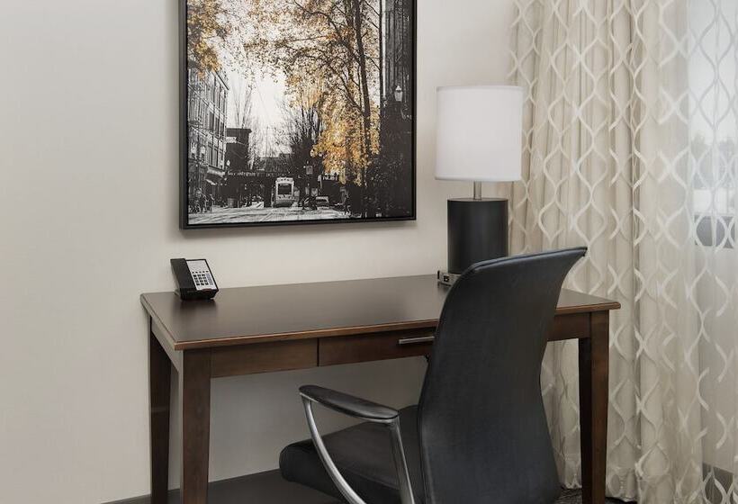 스탠다드 룸, Crowne Plaza Hotel Portland Downtown Convention Center, An Ihg
