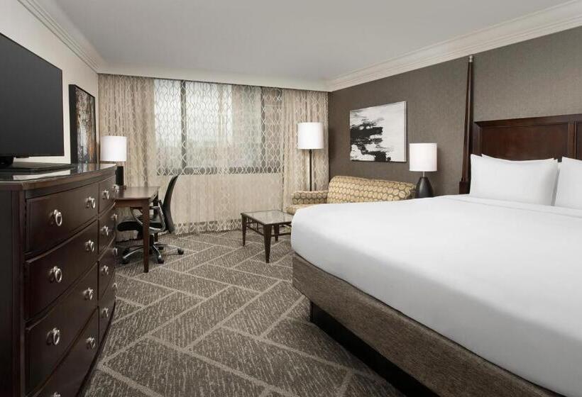 이그제큐티브 룸 킹사이즈 침대, Crowne Plaza Hotel Portland Downtown Convention Center, An Ihg