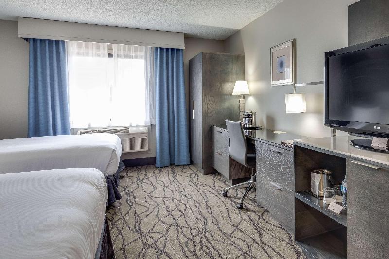 Номер Стандарт, Doubletree By Hilton Hotel Racine Harbourwalk