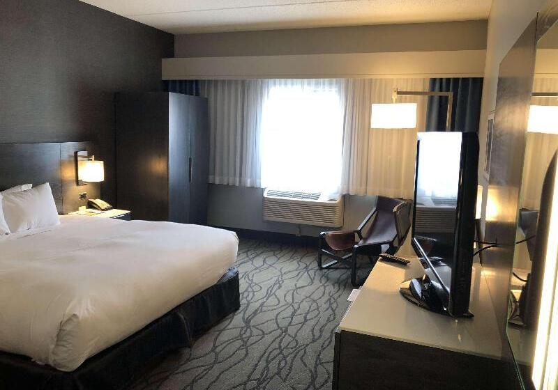 Стандартный Номер Кровать Кинг, Doubletree By Hilton Hotel Racine Harbourwalk