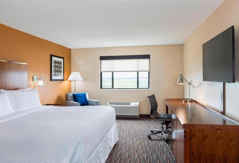 Люкс Кровать Кинг, Four Points By Sheraton Milwaukee Airport