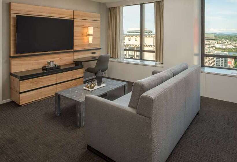 Superior Oda, Hilton Palm Beach Pbi