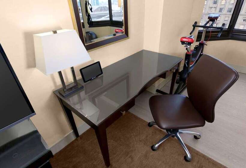 חדר סטנדרט עם מיטת קינג, Parc 55 San Franciscoa Hilton