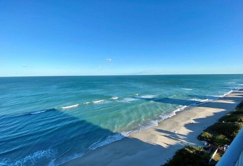 프리미엄 스위트, Radisson Suite Hotel Oceanfront