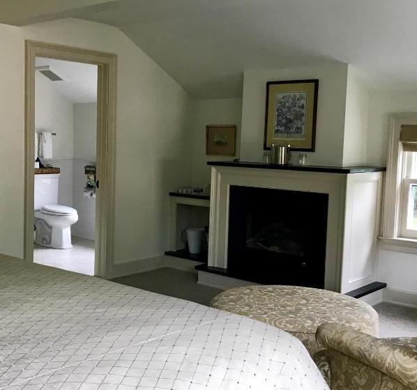 디럭스 룸 킹사이즈 침대, The Old Lyme Inn