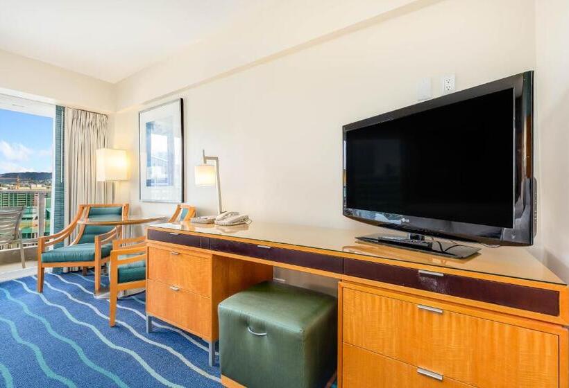 Студио Стандарт с Балконом, Ala Moana Hotel By Mantra