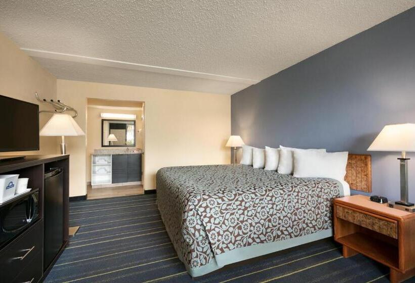 장애인을 위한 킹사이즈 침대 스탠다드 룸, Days Inn By Wyndham Clearwater/central