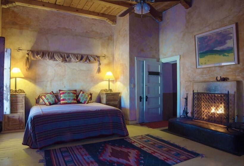 Номер Премиум, Rancho De La Osa Guest Ranch