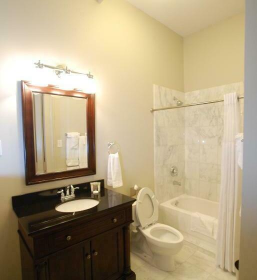 스탠다드 룸 킹사이즈 침대, Inn On St. Peter, A French Quarter Guest Houses Property