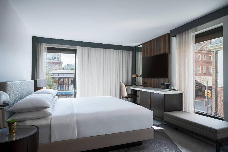 Номер Клуб Кровать Кинг, Philadelphia Marriott Old City