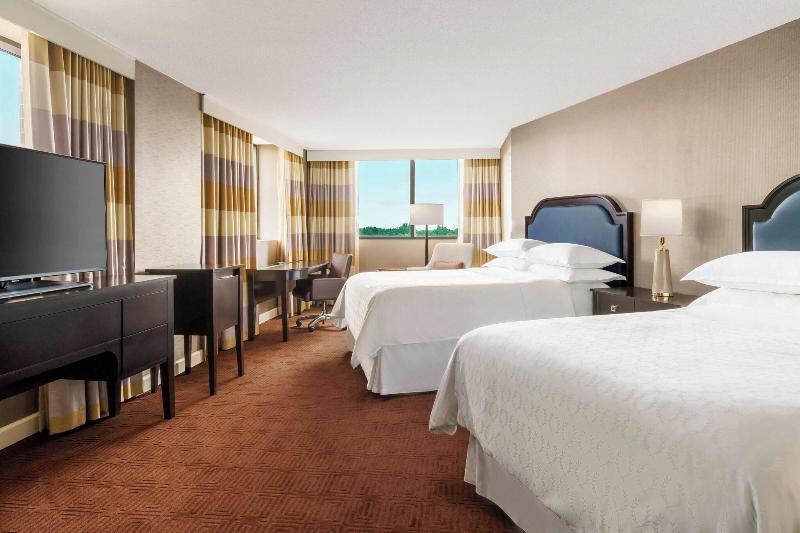 Номер Клуб, Sheraton Baltimore North