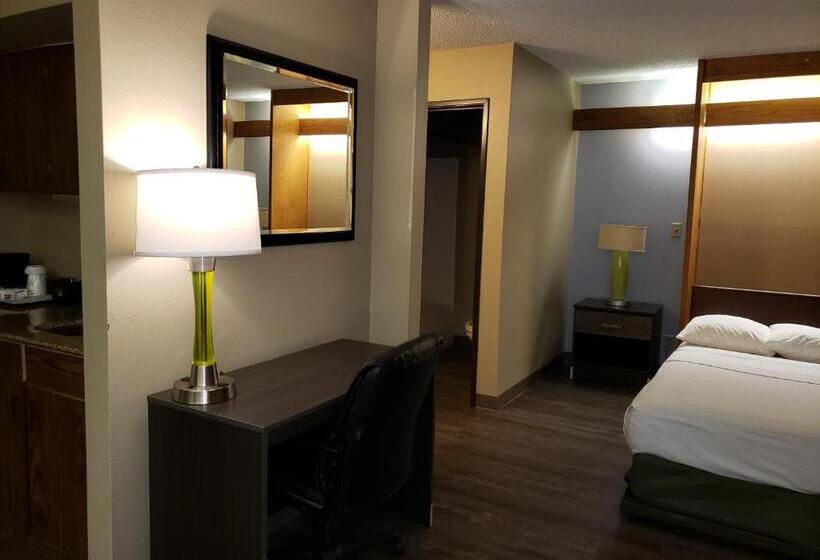 标准工作室, Super 8 By Wyndham Milwaukee Airport