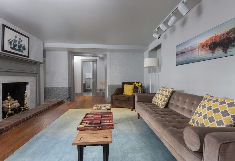 Номер Стандарт, The Hotel Portsmouth   Downtown