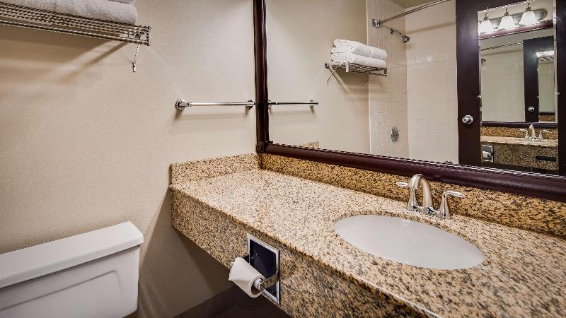 クイーンサイズベッドのスイートルーム, Best Western Plus Ahtanum Inn