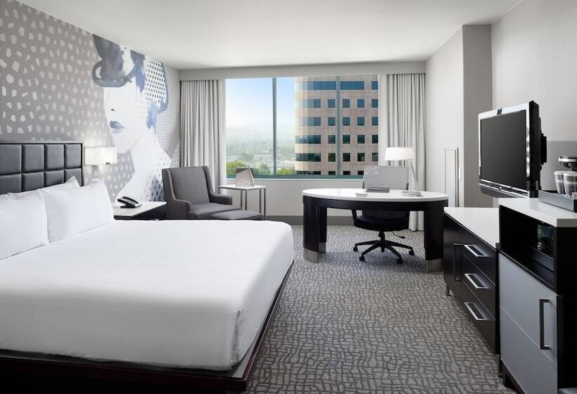 디럭스 룸, Hilton Woodland Hills / Los Angeles