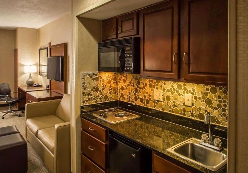 장애인을 위한 스탠다드 룸, Hilton Woodland Hills / Los Angeles