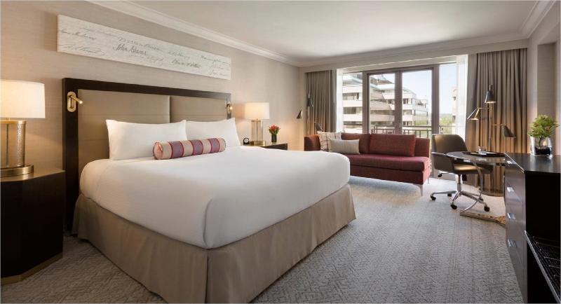 חדר דחוקס עם מיטת קינג, The Fairmont Washington Dc