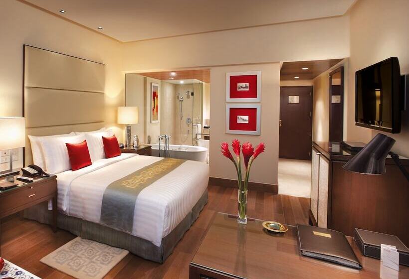 Номер Deluxe, The Oberoi Mumbai