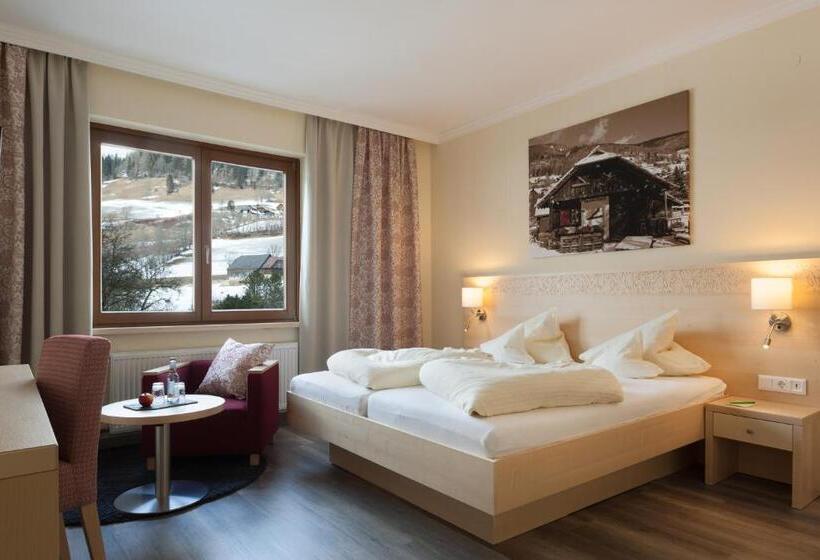 اتاق استاندارد با چشم‌انداز, Family & Sporthotel Kärntnerhof