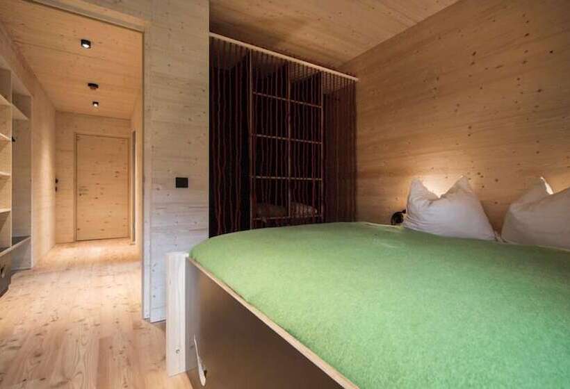 سوییت, Jagdschloss Resort
