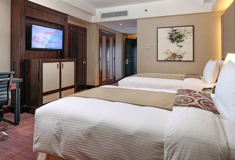 Номер Премиум, Diamond Hotel Philippines