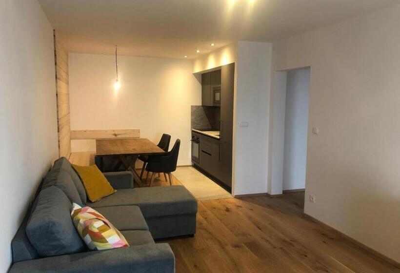 침실 1개 디럭스 아파트, žalý Apartmány