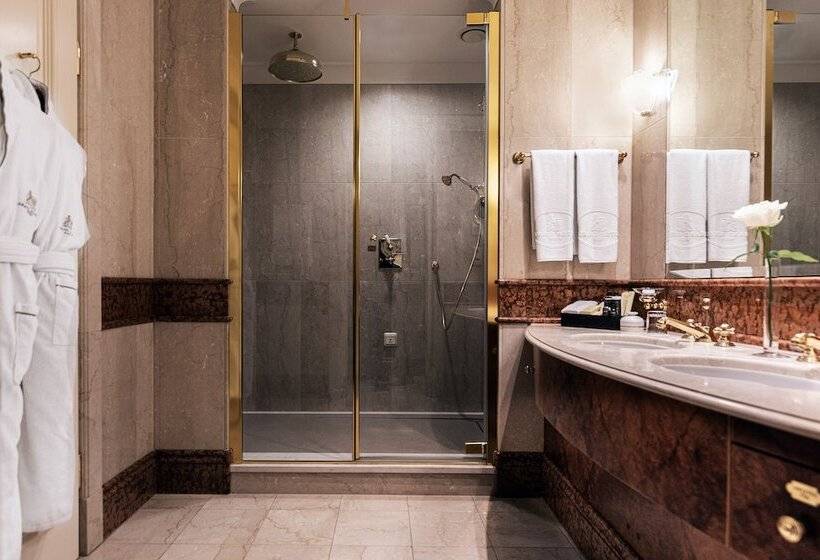 디럭스 룸, Grand Hotel Wien