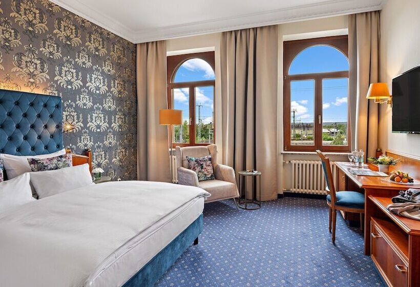 Номер Стандарт, Bayerischer Hof Dresden