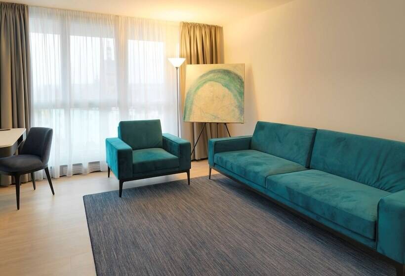 Люкс 2 Спальни, Radisson Blu Park Hotel & Conference Centre