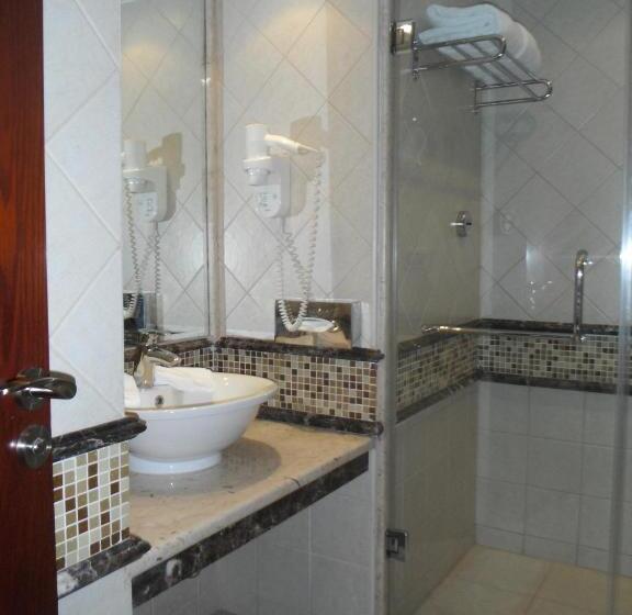 اتاق استاندارد با چشم‌انداز, Romance Alexandria