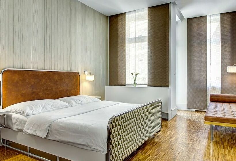 Quarto Superior, Three Crowns