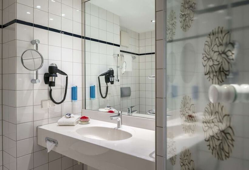 Quarto Estandar, Dorint Kongresshotel Düsseldorf/neuss