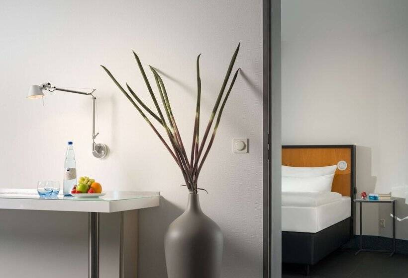 Полулюкс, Dorint Kongresshotel Düsseldorf/neuss