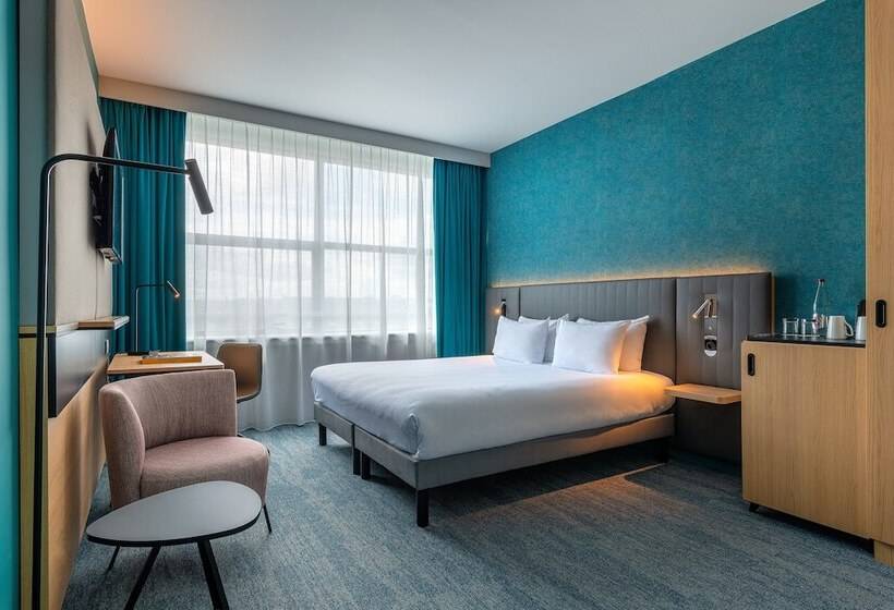 Номер Стандарт Двуспальная Кровать, Holiday Inn Reims Centre, An Ihg