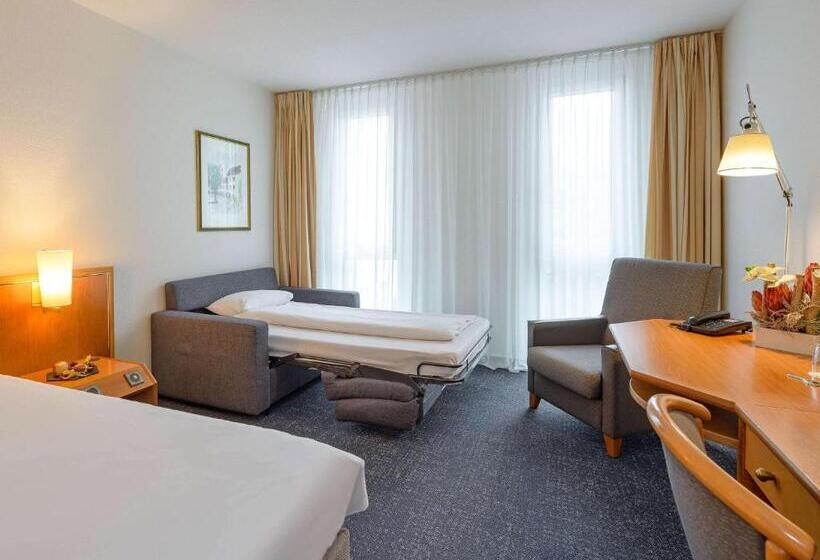 Номер Стандарт, Novotel Freiburg Am Konzerthaus