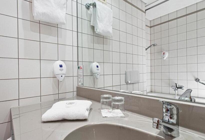 Полулюкс Superior, Ramada By Wyndham Dresden