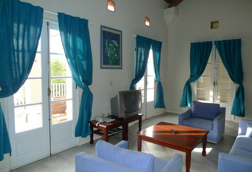 ویلای 2 خوابه, Flag Hotel Foya Branca