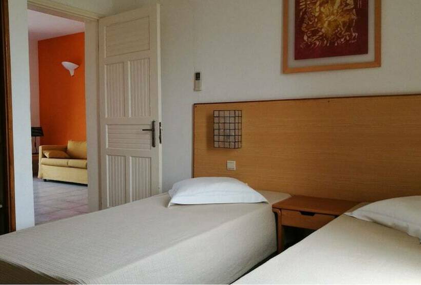 اتاق استاندارد یک نفره, Flag Hotel Foya Branca