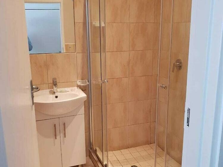 Номер Стандарт, Savoy