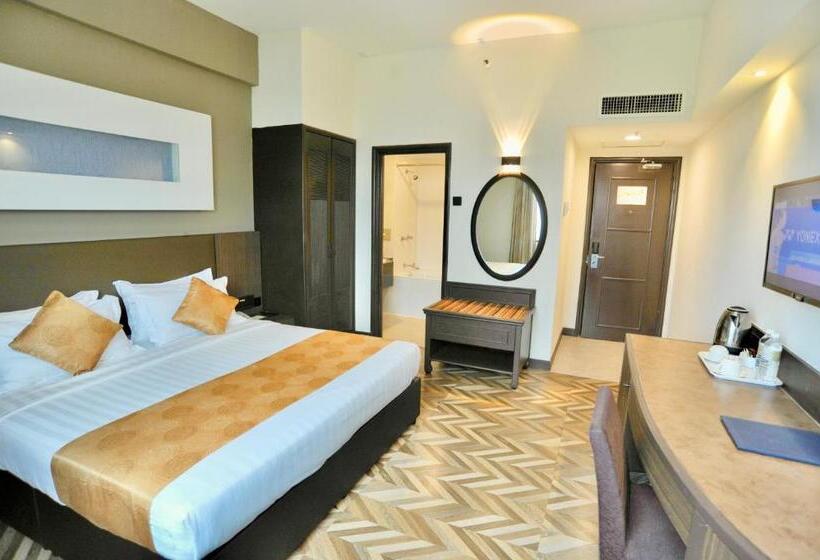 اتاق لوکس با تخت بزرگ, Howard Johnson By Wyndham Kuala Lumpur 118