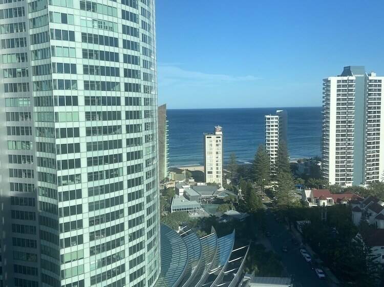 Habitación Premium Vista al Mar., Voco Gold Coast, An Ihg