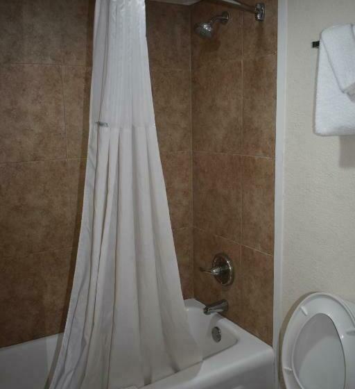 חדר דלוקס, Days Inn By Wyndham Wildwood I75