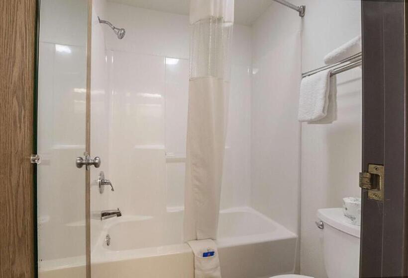 Номер Стандарт, Motel 6 Waterloo, Ia   Crossroads Mall   Cedar Falls