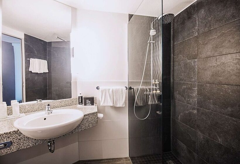 Номер Стандарт, Elaya Hotel Frankfurt Oberursel