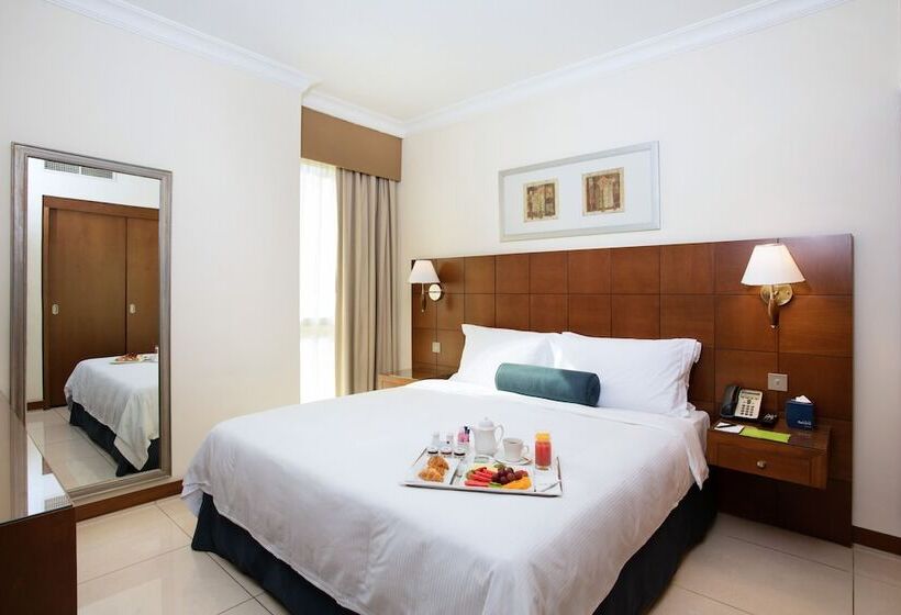 Люкс Кровать Кинг, Al Rawda Arjaan By Rotana, Abu Dhabi
